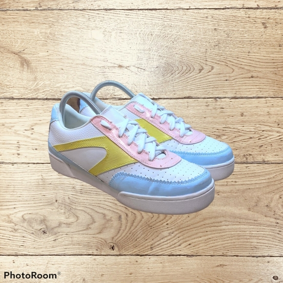H&M Shoes - H&M Retro Sneakers Size 8.5